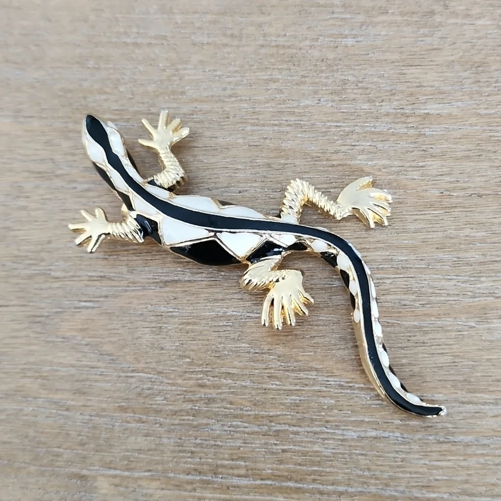 Vintage 80s Gecko Lizard Brooch Black White Gold Enamel Statement Pin